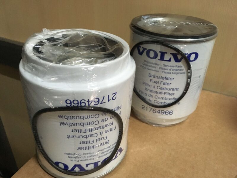 21764966 filtro de gasoil VOLVO. Venta de recambios orginales para camiones en SCAORTIZ 800x600 - Filtro de gasoil VOLVO. Referencia 21764966