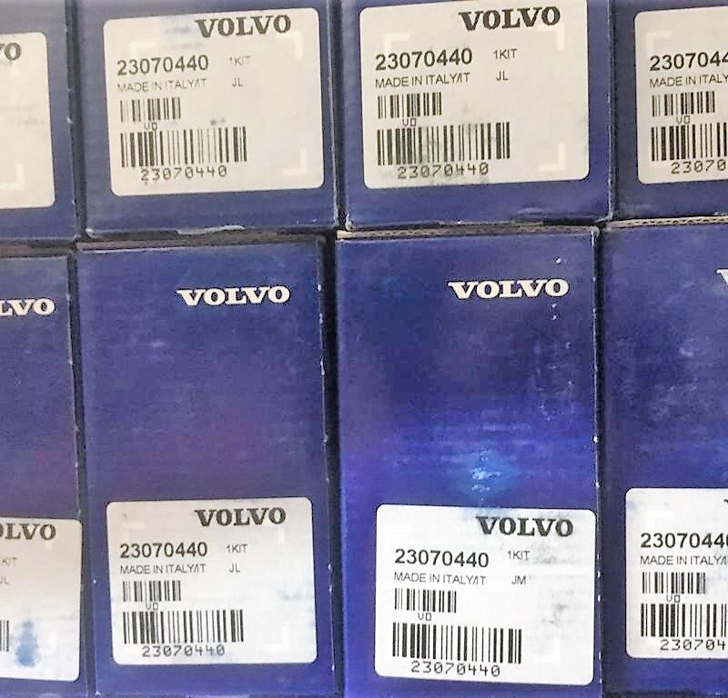 23070440 juego de cojinete VOLVO. Recambios originales para camiones 800x768 - Juego de cojinete VOLVO. Referencia 23070440