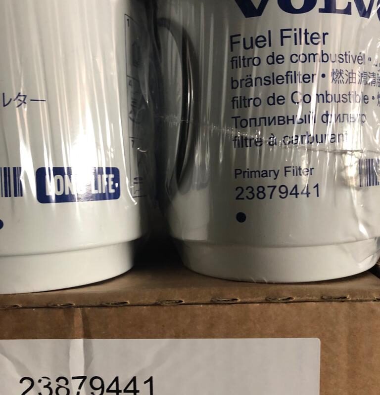 Filtro de combustible volvo para camiones con la referencia 23879441